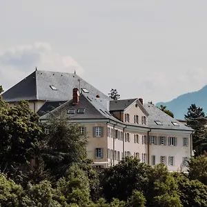 https://hotel-la-robeyere.fr-provencehotel.com