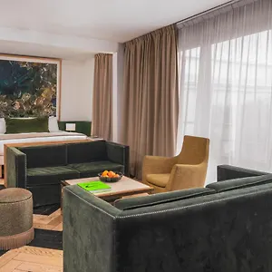 https://le-rayz-apart.fr-paris.fr