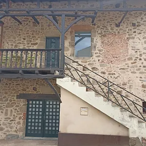 https://suite-livinhac-le-haut.midi-pyreneeshotels.com