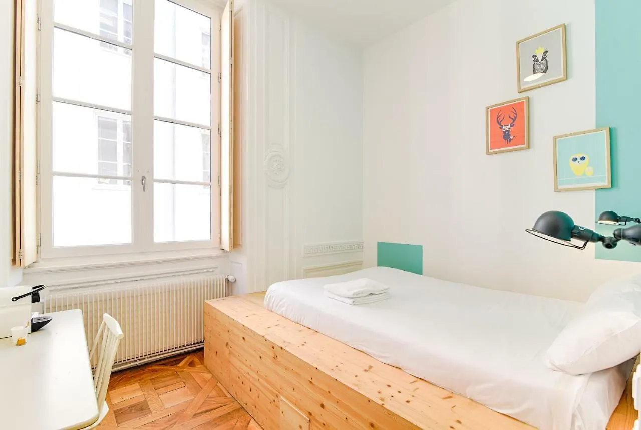Slo Hostel Lyon Les Pentes (Adults Only)