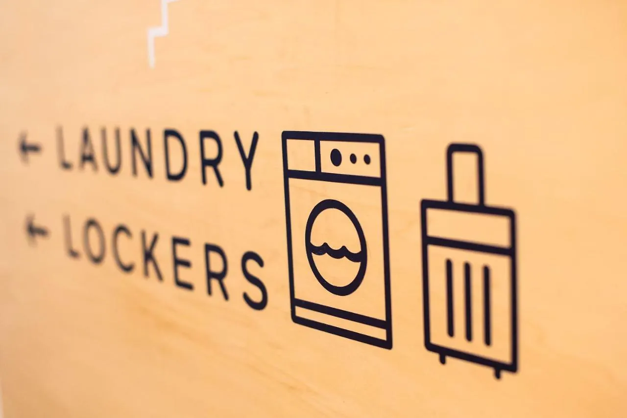 Slo Hostel Lyon Les Pentes (Adults Only) Francja